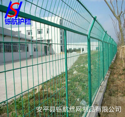 安平縣護(hù)欄網(wǎng)的種類有哪些？